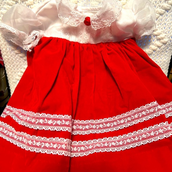 Vintage Infant HUGS and KISSES dress Red with White 6-9 mo - Picture 1 of 4